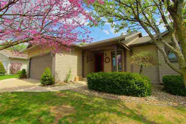 614 Fieldstone Ln, Middlebury, IN 46540 photo 4