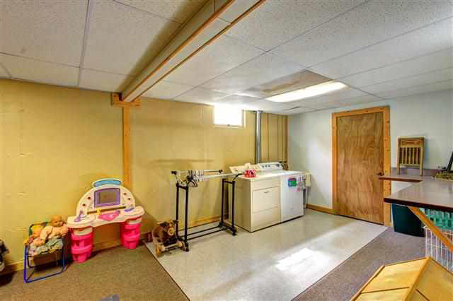 614 Fieldstone Ln, Middlebury, IN 46540 photo 22