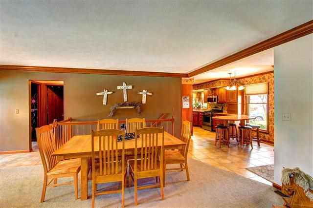 614 Fieldstone Ln, Middlebury, IN 46540 photo 11