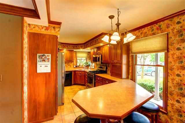 614 Fieldstone Ln, Middlebury, IN 46540 photo 7