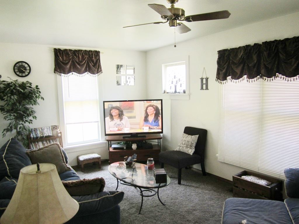 515 W Maple St, Waterloo, IN 46793 photo 5