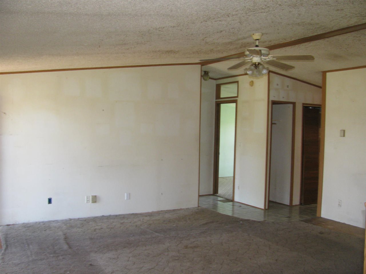 5800 N 50 E, Howe, IN 46746 photo 2