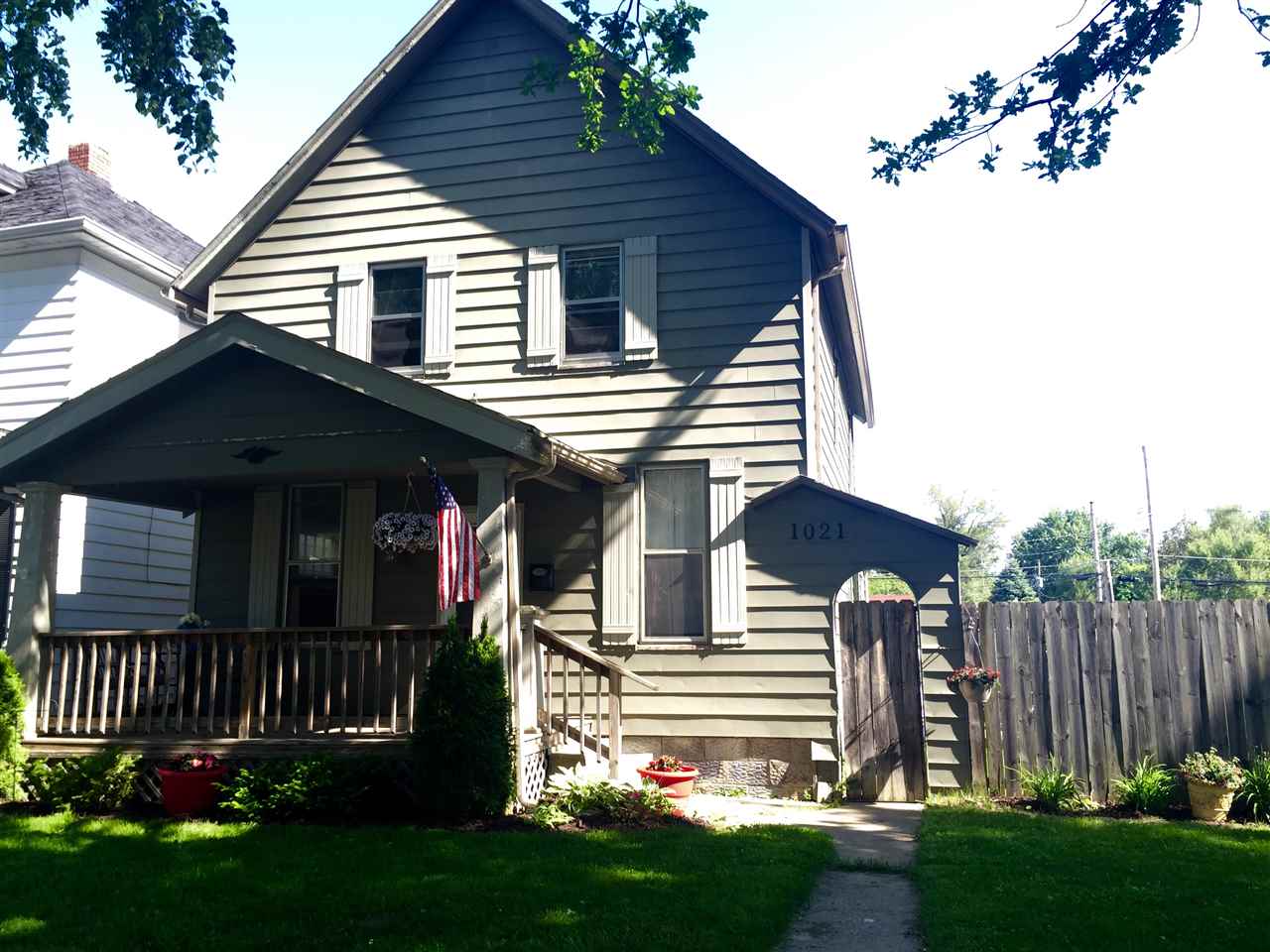 1021 Tennessee Ave, Fort Wayne, IN 46805 photo 1