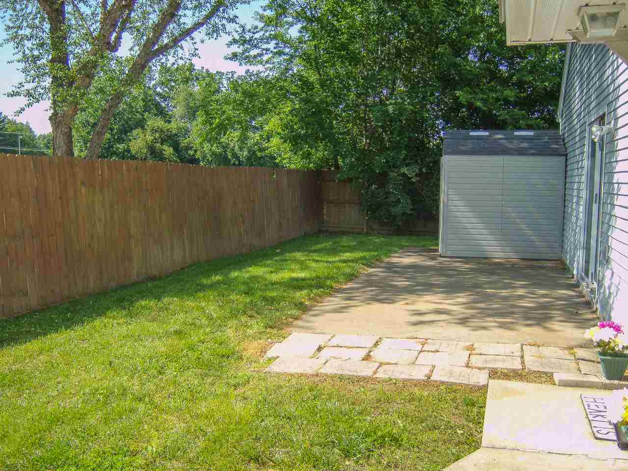 1705 Greencastle Dr, Evansville, IN 47715 photo 2