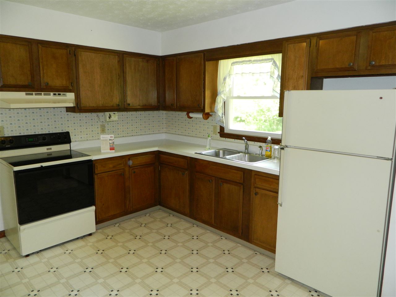 28 Keith Rd, Williams, IN 47470 photo 4