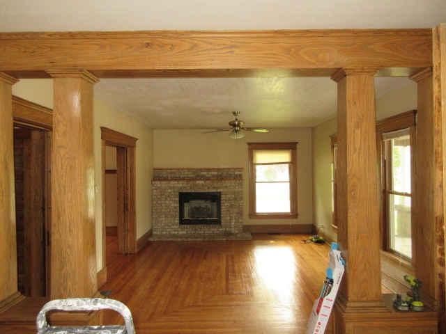 401 William St, Howe, IN 46746 photo 2