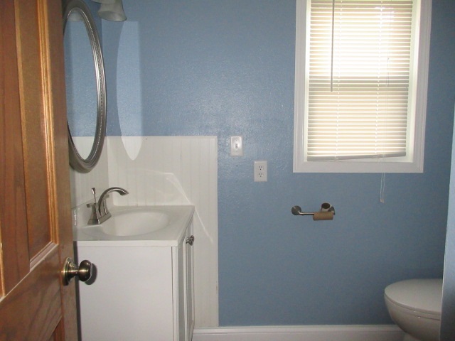 401 William St, Howe, IN 46746 photo 10