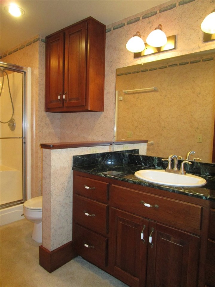 604 N Main St, Auburn, IN 46706 photo 16