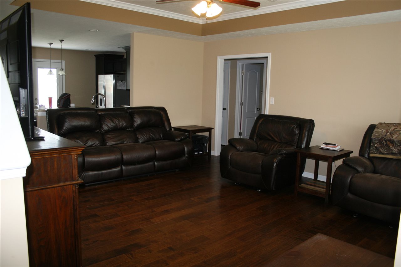 13523 Wildflower Dr, Evansville, IN 47725 photo 3
