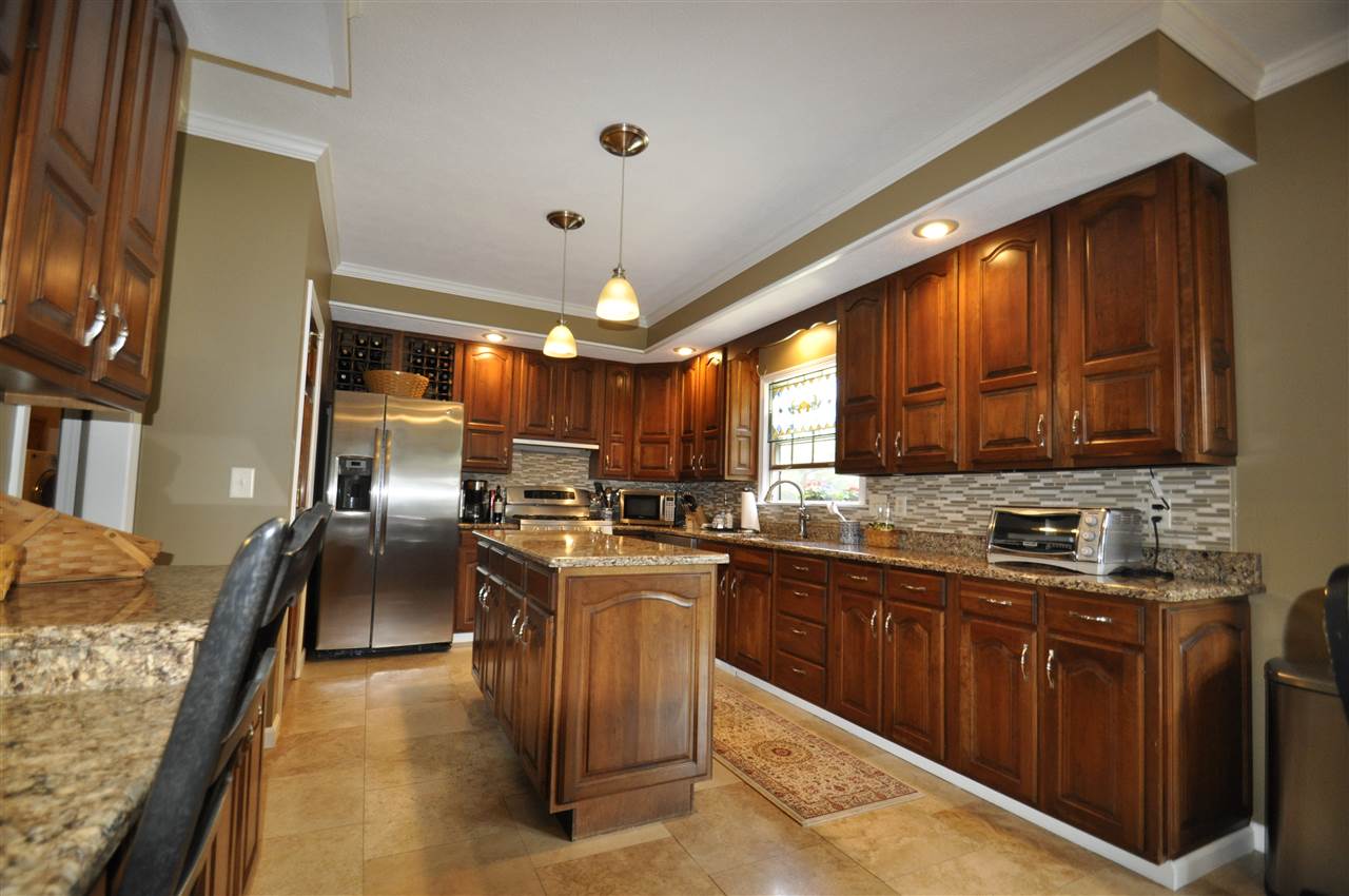 51680 Bluffside Ct, Granger, IN 46530 photo 7