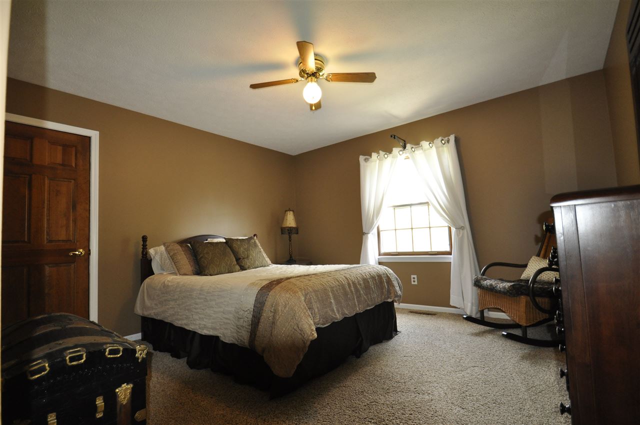51680 Bluffside Ct, Granger, IN 46530 photo 16