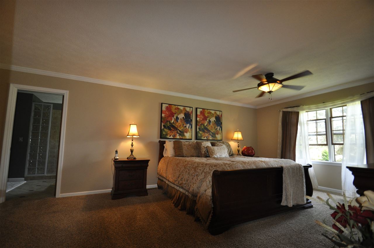 51680 Bluffside Ct, Granger, IN 46530 photo 13
