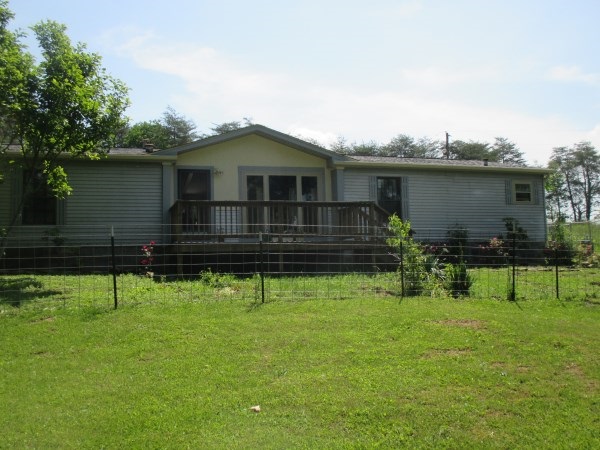 7773 E Holder Rd, Pekin, IN 47165 photo 2