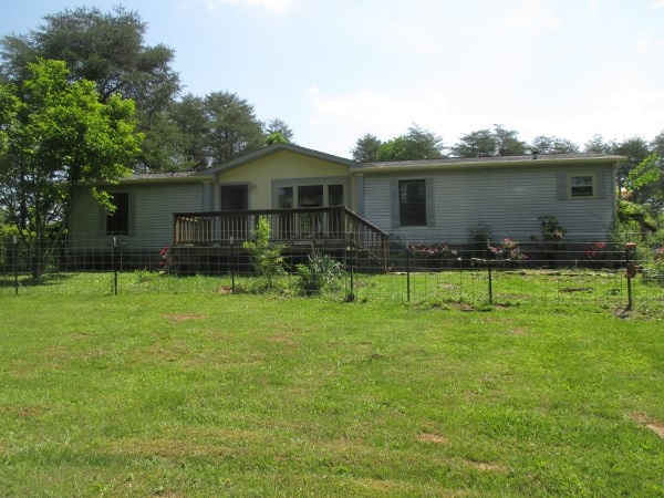 7773 E Holder Rd, Pekin, IN 47165 photo 1