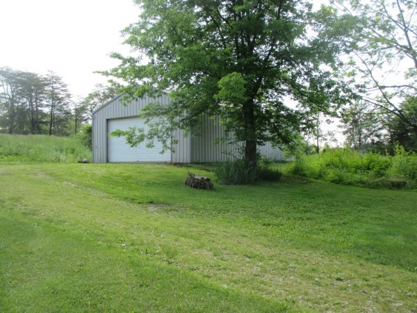 7773 E Holder Rd, Pekin, IN 47165 photo 5