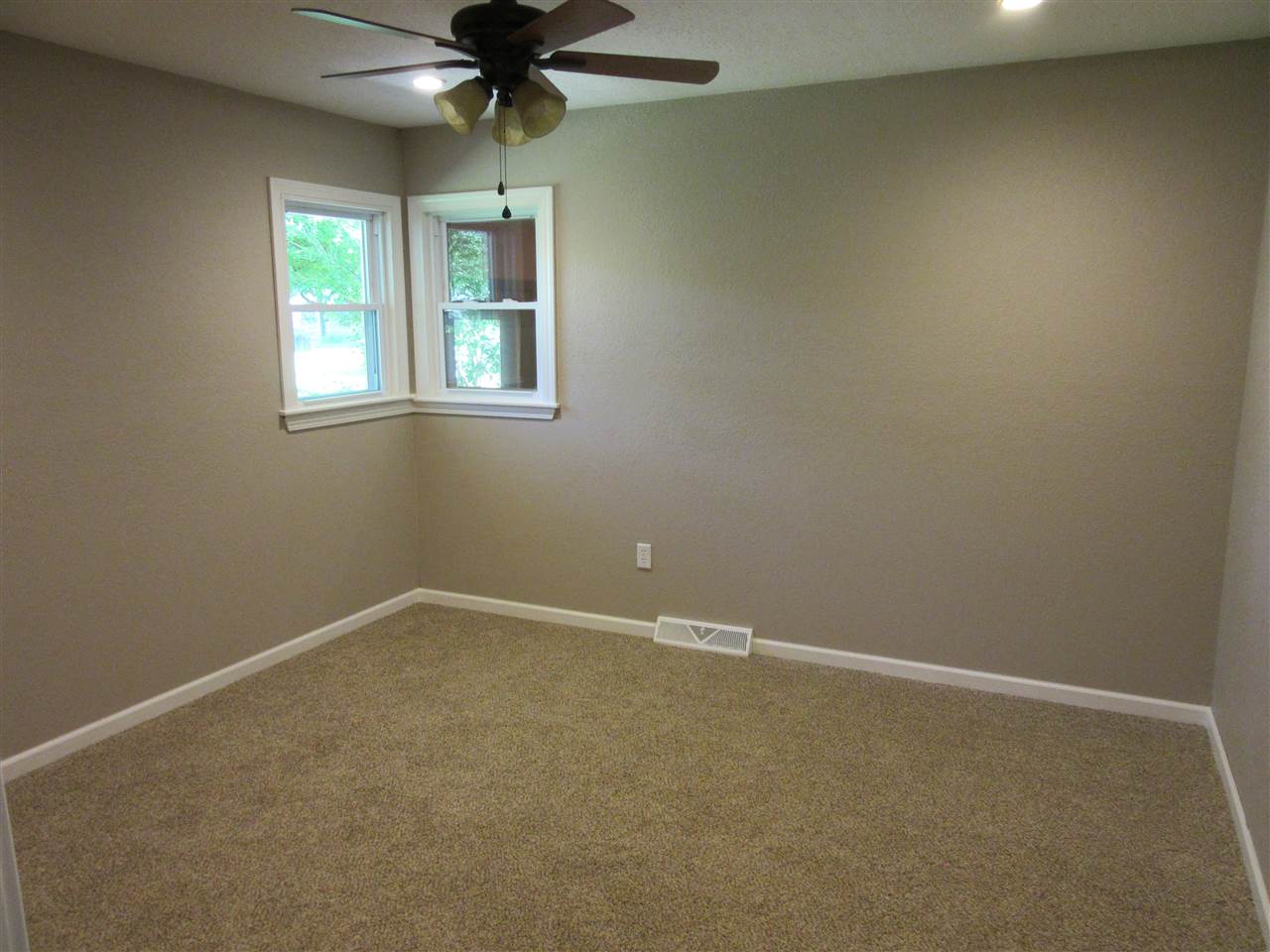 2527 S Madison St, Bloomington, IN 47403 photo 14
