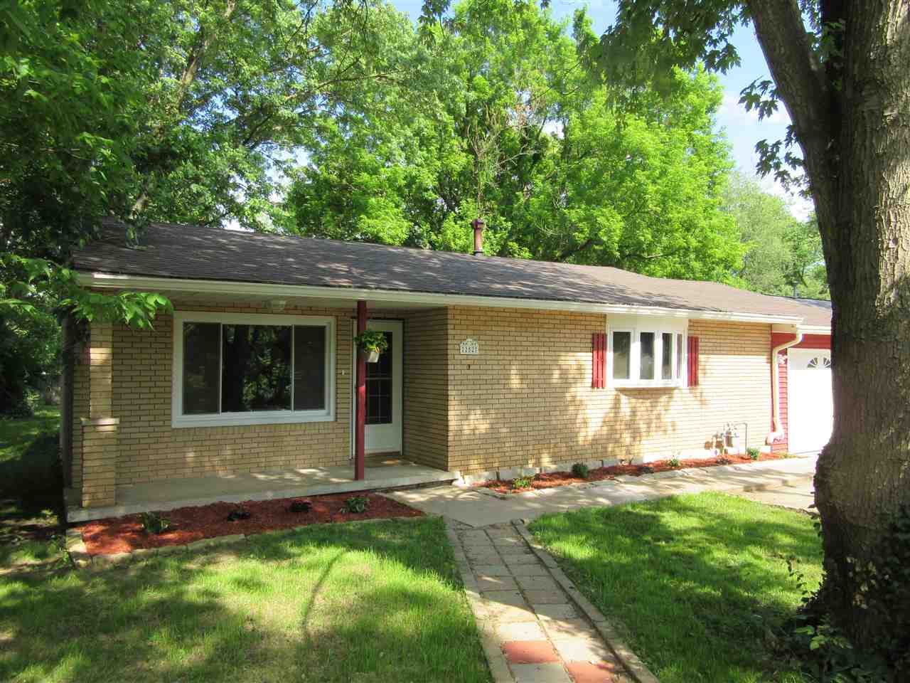 2527 S Madison St, Bloomington, IN 47403 photo 1