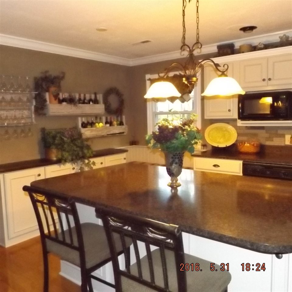 10308 N Nashville, Pendleton, IN 46064 photo 3
