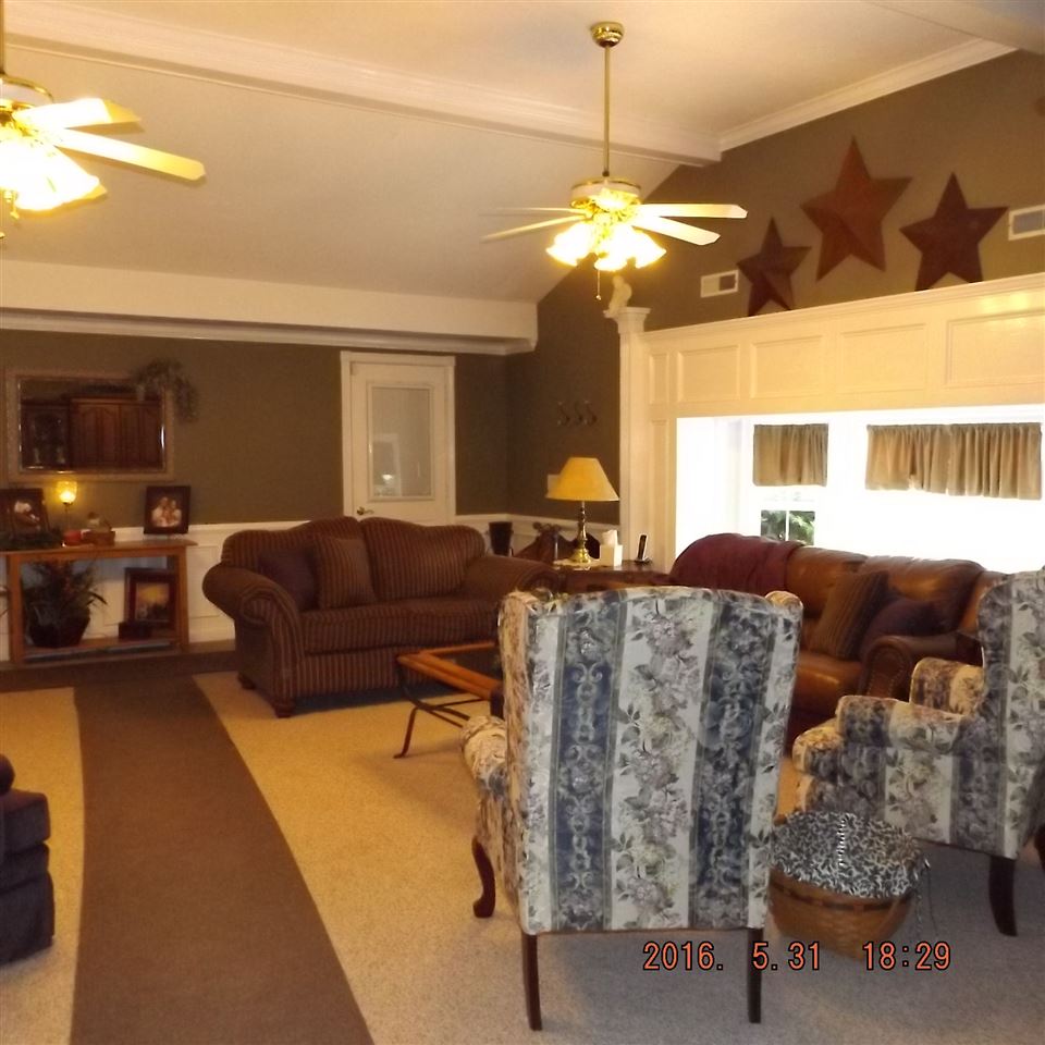 10308 N Nashville, Pendleton, IN 46064 photo 5