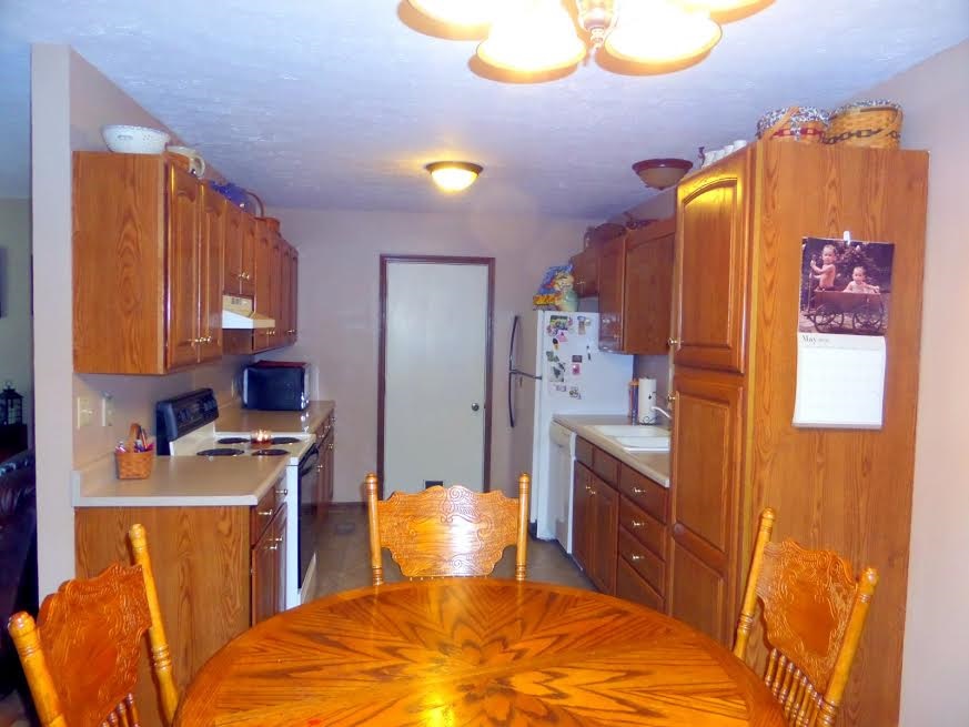 195 Carpenter Dr, Mitchell, IN 47446 photo 4