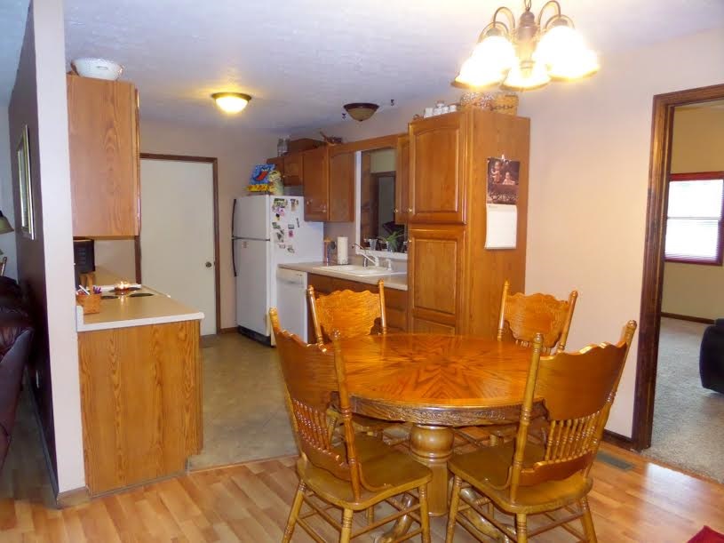 195 Carpenter Dr, Mitchell, IN 47446 photo 8
