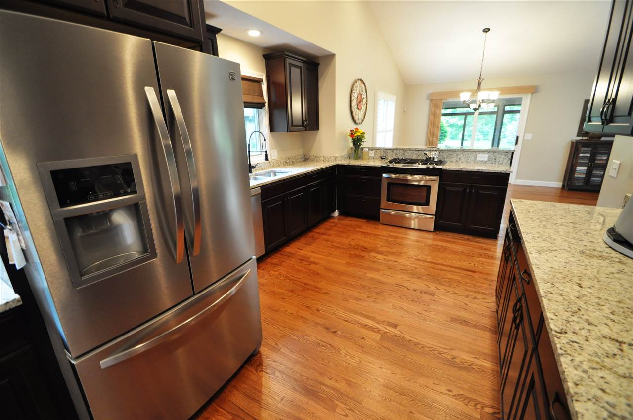 16110 Bent Tree Dr, Granger, IN 46530 photo 7