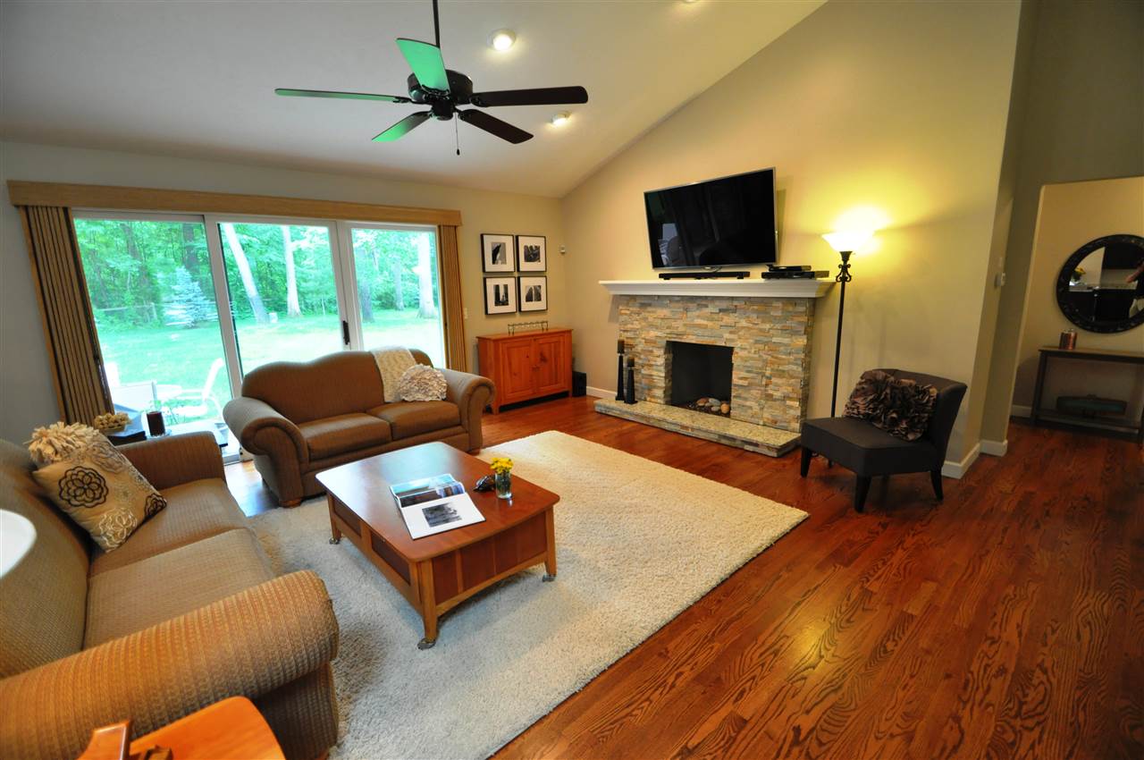 16110 Bent Tree Dr, Granger, IN 46530 photo 11