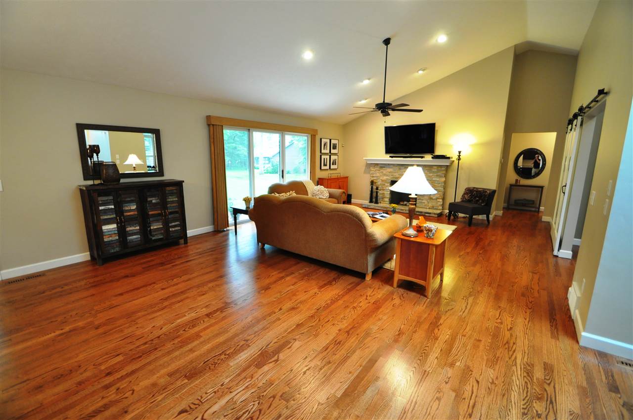 16110 Bent Tree Dr, Granger, IN 46530 photo 10