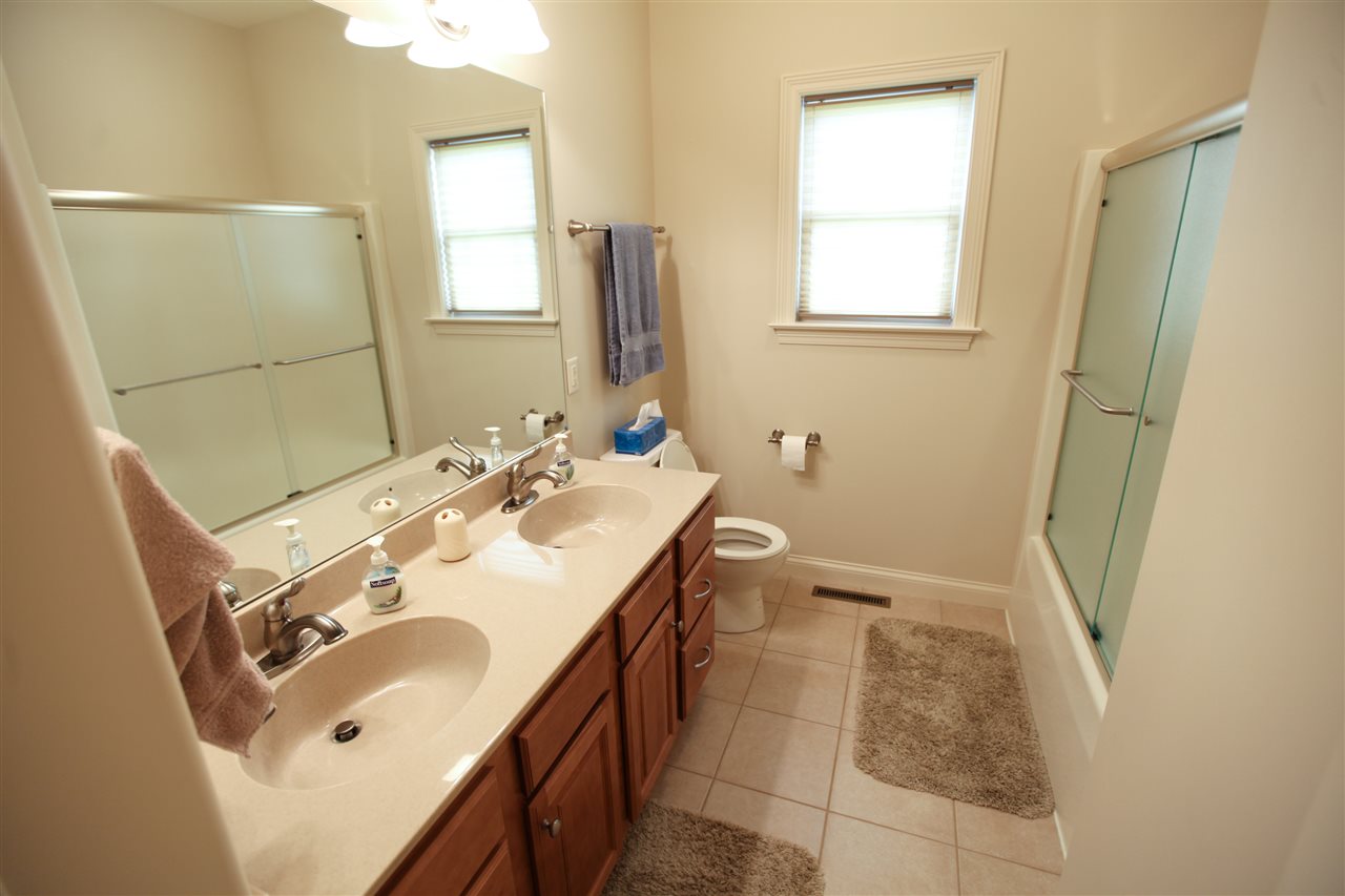 30237 Quail Pointe Dr, Granger, IN 46530 photo 12