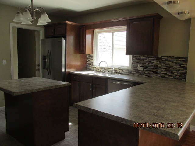 2201 Berkey Ave, Goshen, IN 46526 photo 5