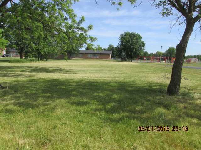 2201 Berkey Ave, Goshen, IN 46526 photo 2