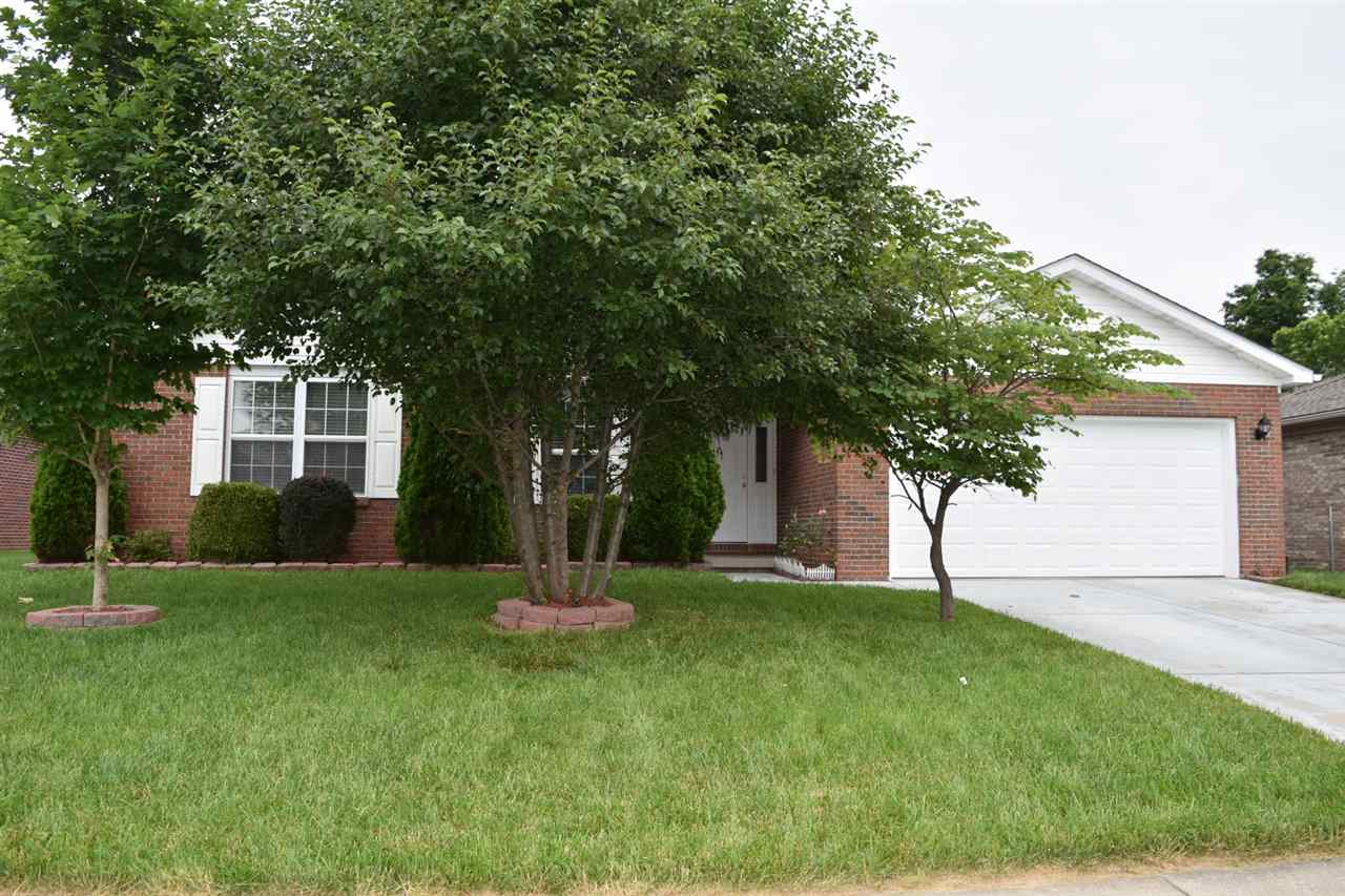 3338 Lost Creek Dr, Evansville, IN 47725 photo 1