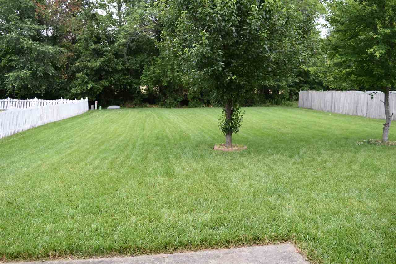 3338 Lost Creek Dr, Evansville, IN 47725 photo 15