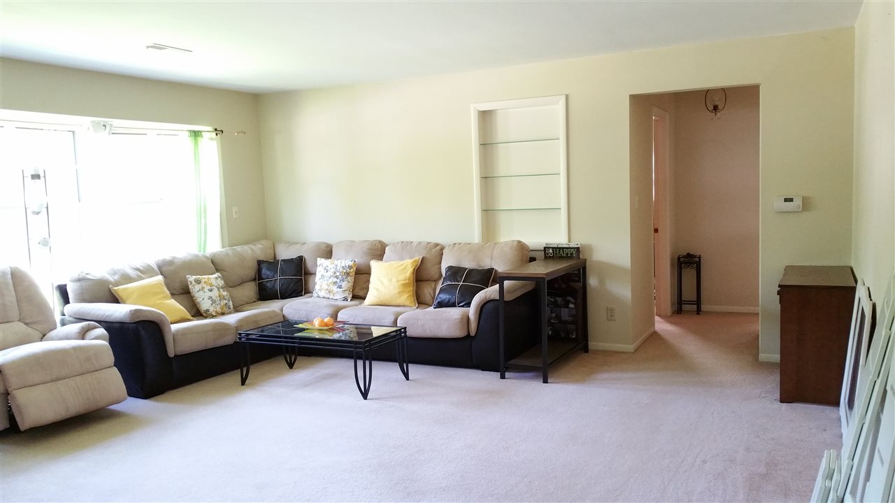 4612 Bradwood Ter, Fort Wayne, IN 46815 photo 2