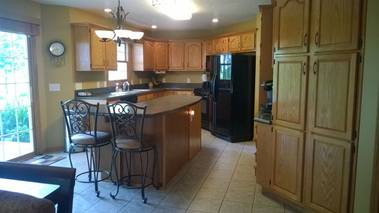 3091 S Trail Ridge Rd, Warsaw, IN 46580 photo 2