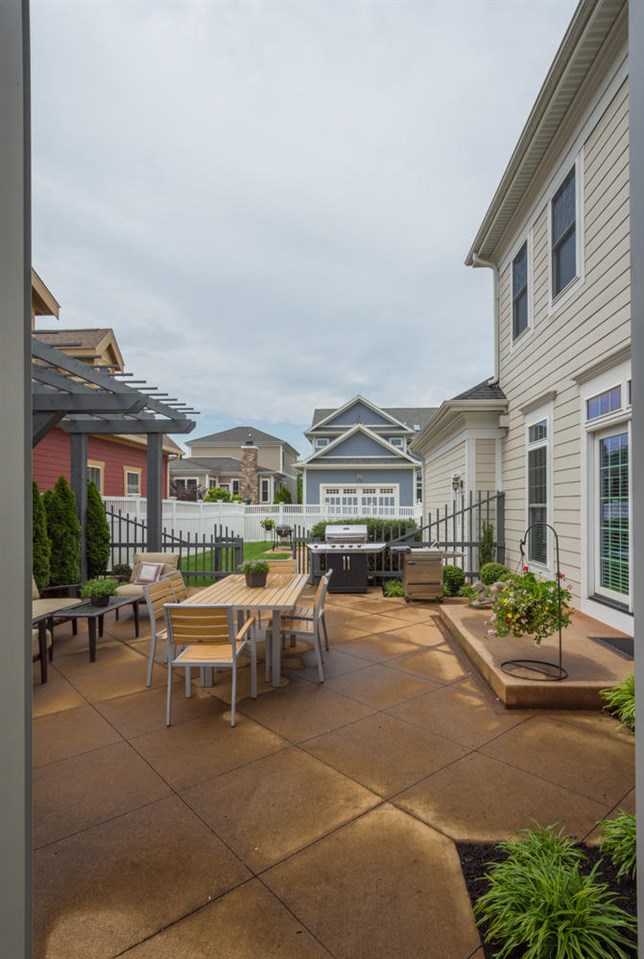 2505 E Nora Hill Dr, Bloomington, IN 47401 photo 9