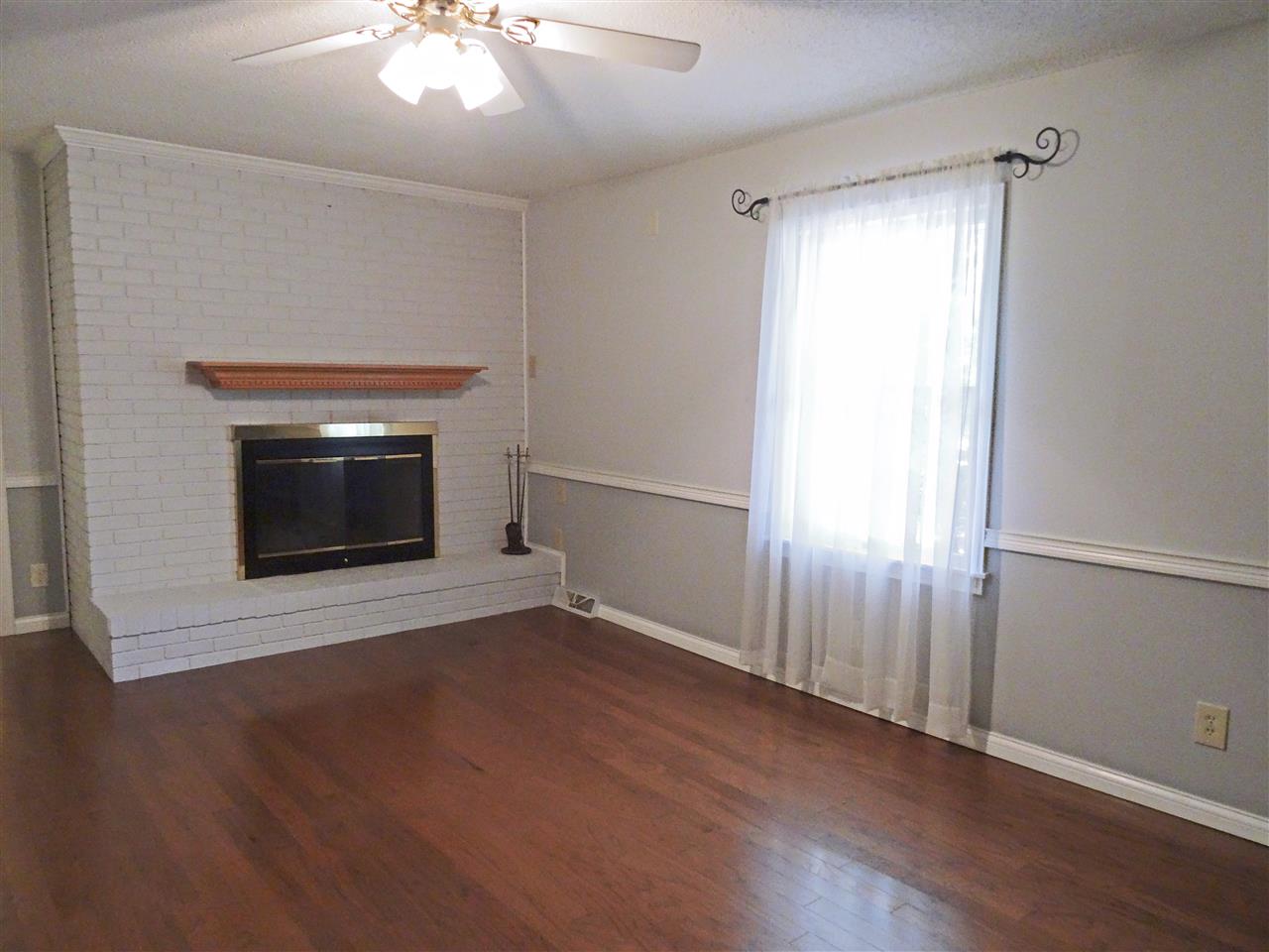 6902 Pinehurst Dr, Evansville, IN 47711 photo 7