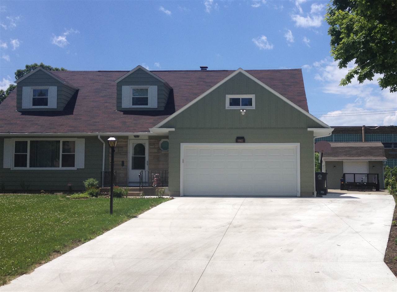 4902 Christofer Ln, Fort Wayne, IN 46806 photo 1