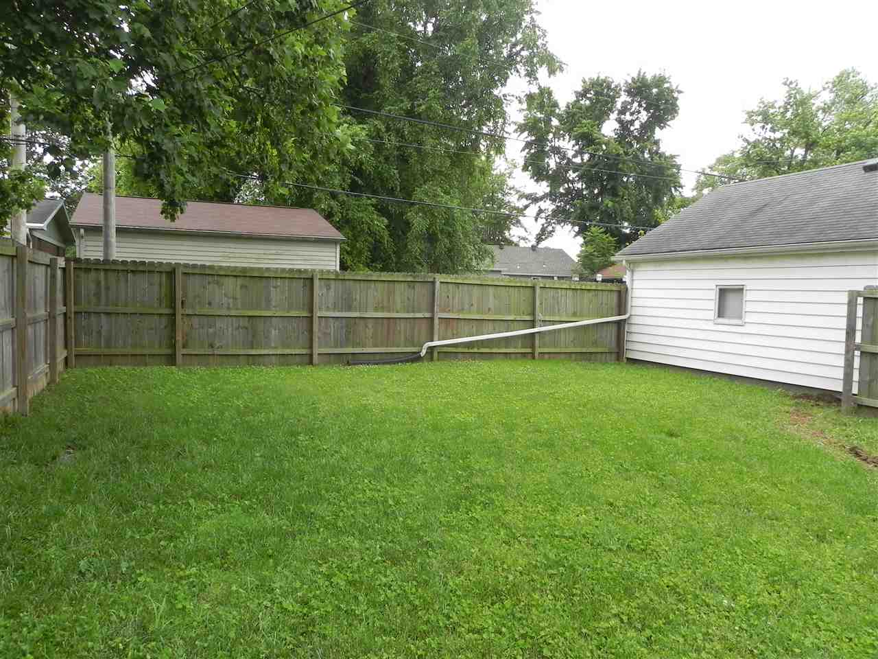 709 E Oak St, Boonville, IN 47601 photo 23