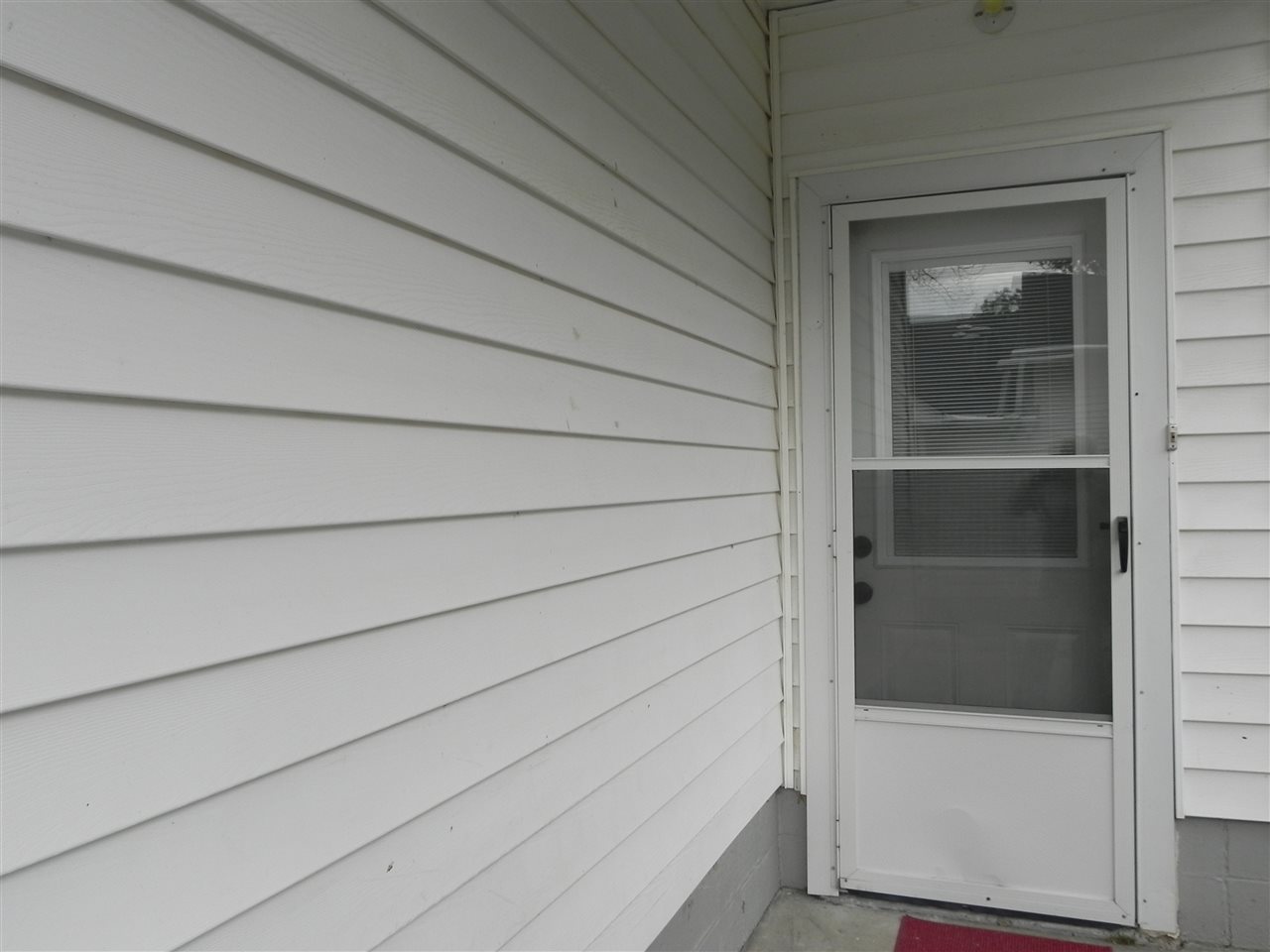 709 E Oak St, Boonville, IN 47601 photo 5