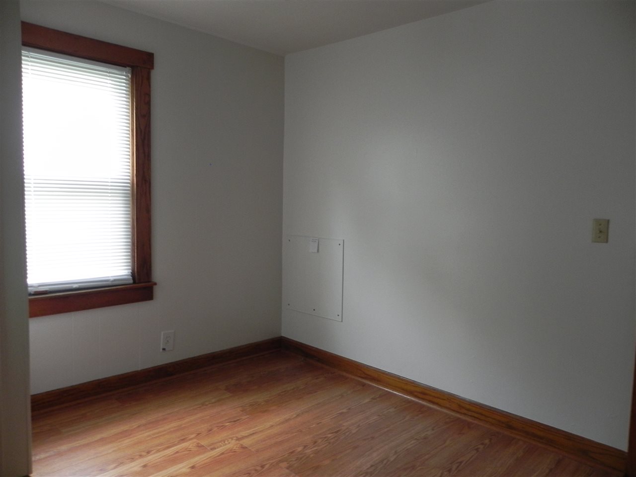 709 E Oak St, Boonville, IN 47601 photo 14