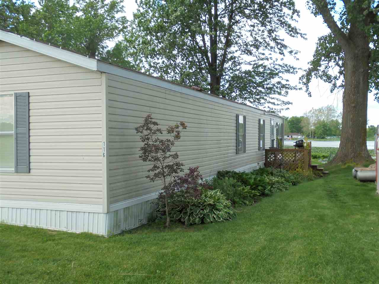 6825 E 150 N, Winamac, IN 46996 photo 3