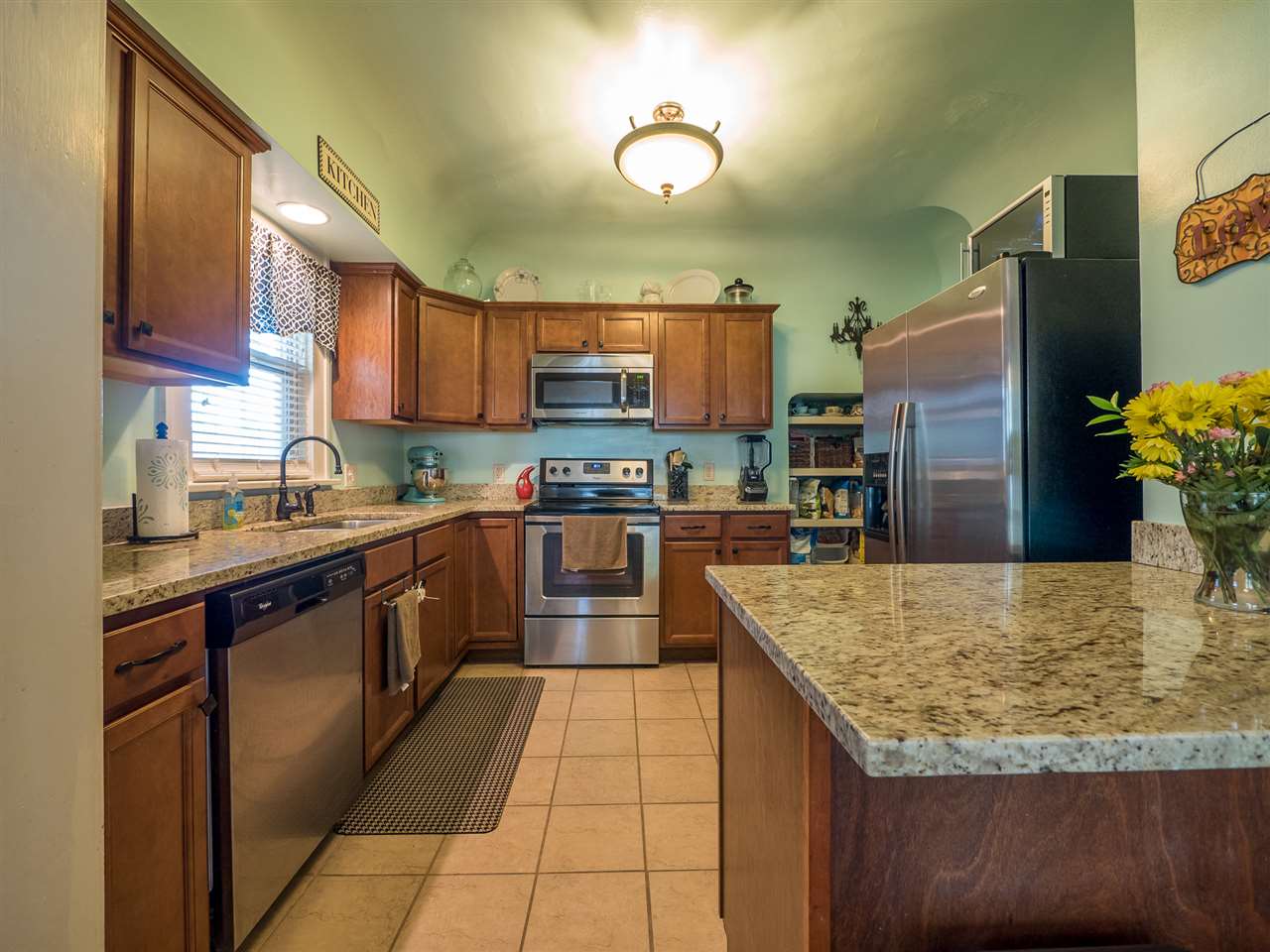 1926 Curdes Ave, Fort Wayne, IN 46805 photo 8