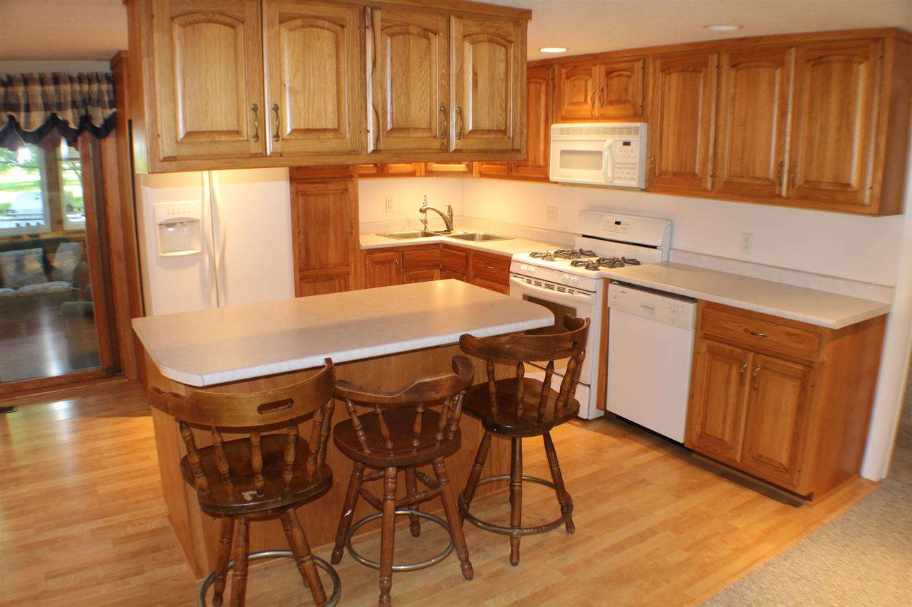 7106 E Harrold Rd, Churubusco, IN 46723 photo 4