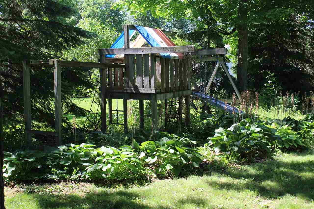 7106 E Harrold Rd, Churubusco, IN 46723 photo 9