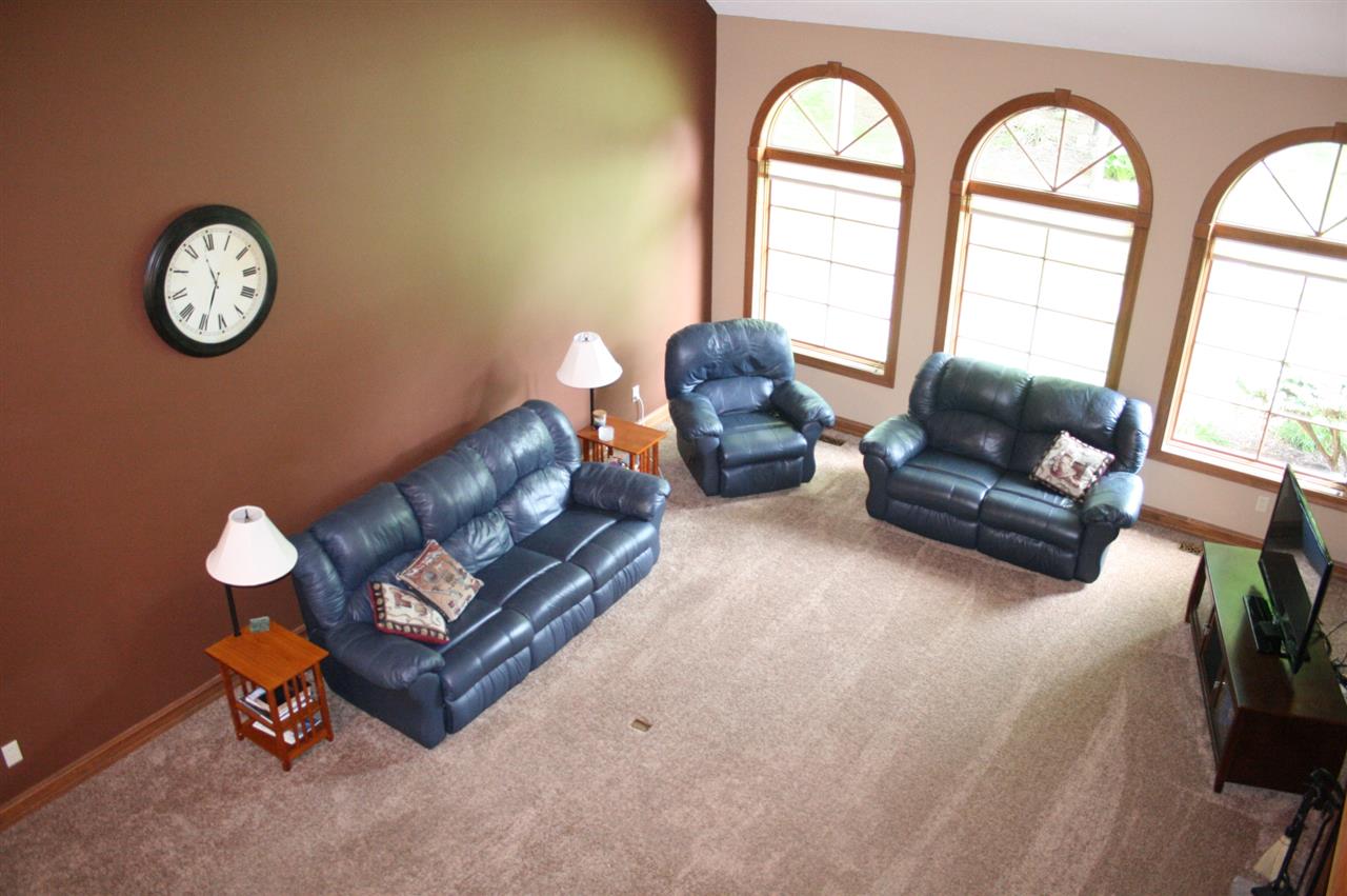 2411 Woodland Trl, Auburn, IN 46706 photo 6