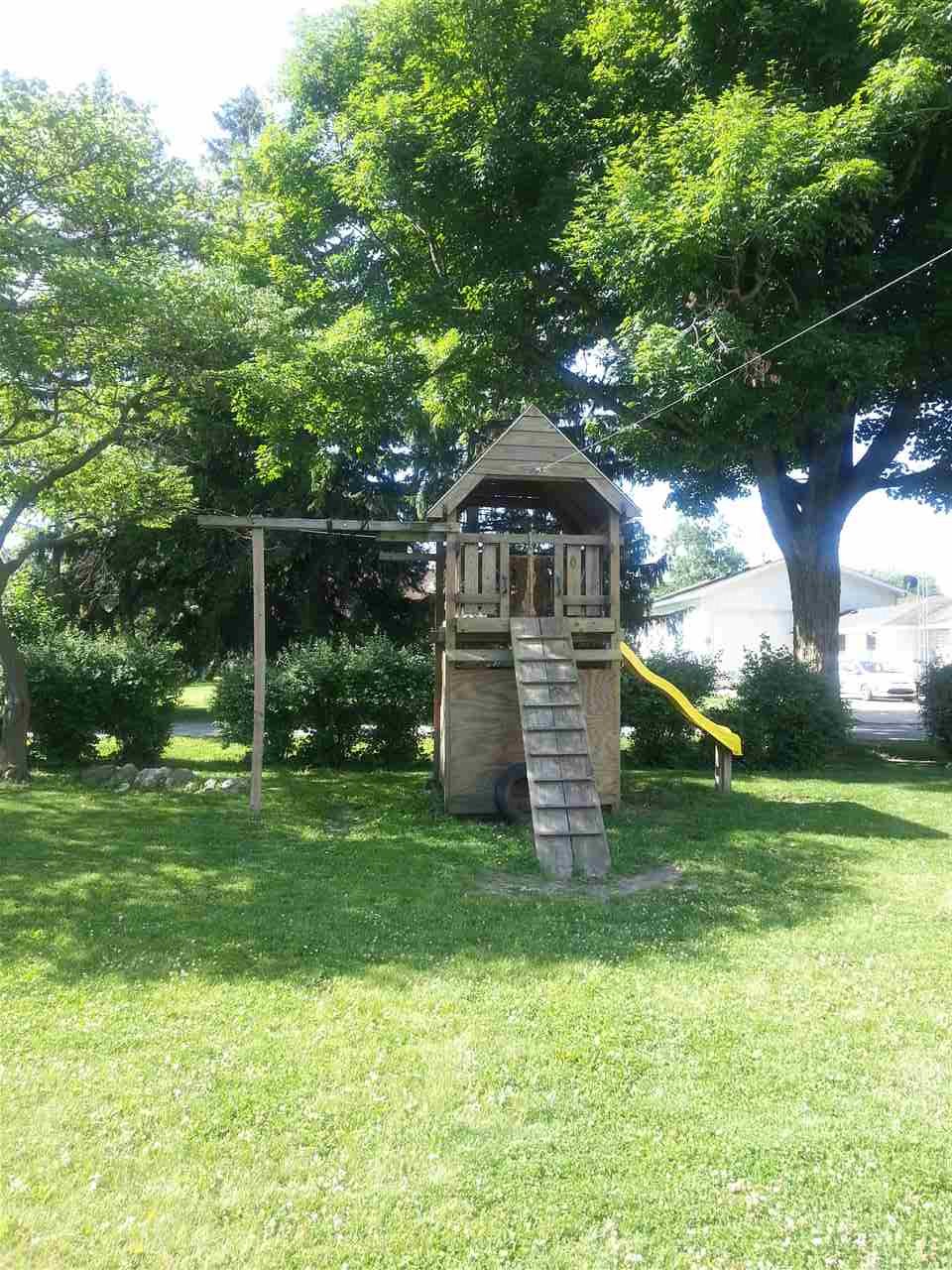 301 E Second St, Fairmount, IN 46928 photo 15