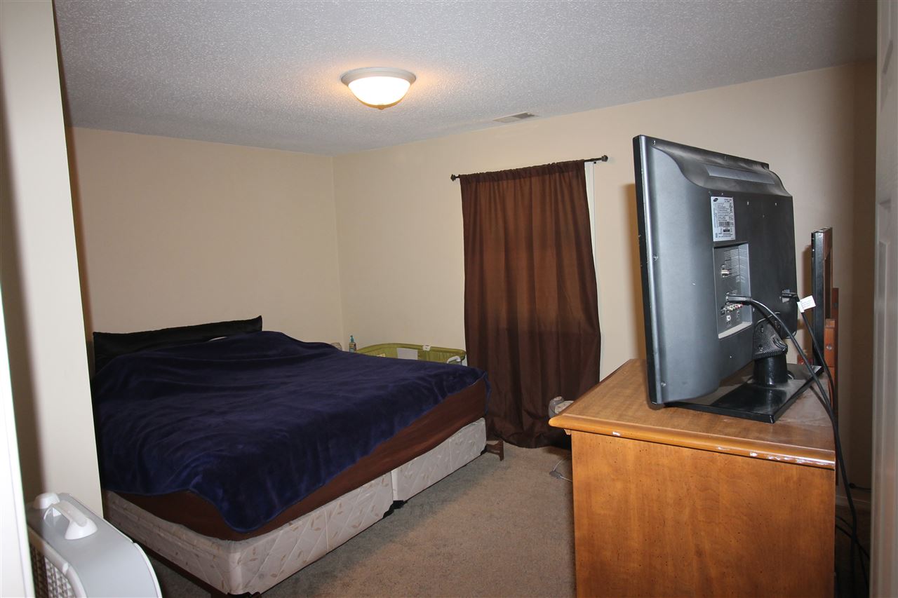 2143 W Maple Ln, Kendallville, IN 46755 photo 16