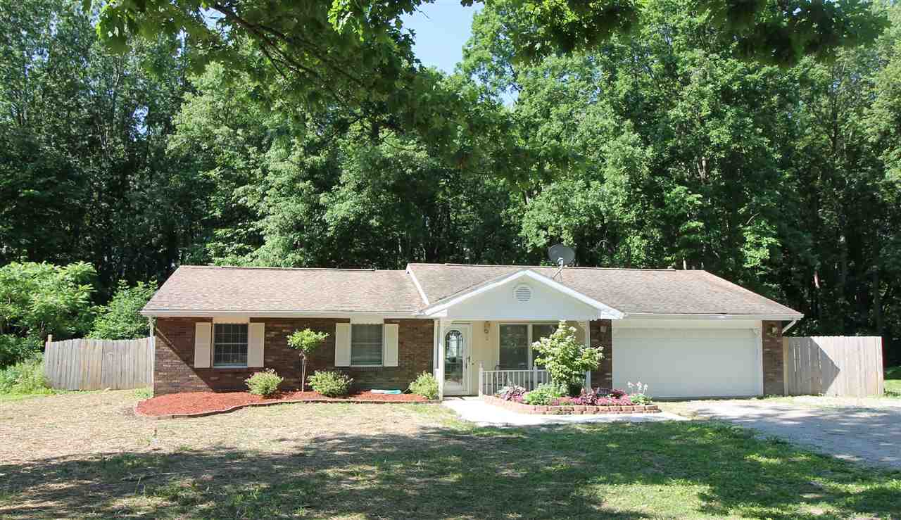 2143 W Maple Ln, Kendallville, IN 46755 photo 1