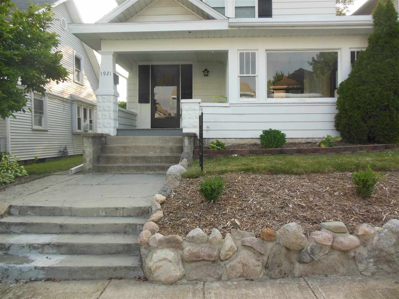 1921 Bayer Ave, Fort Wayne, IN 46805 photo 1